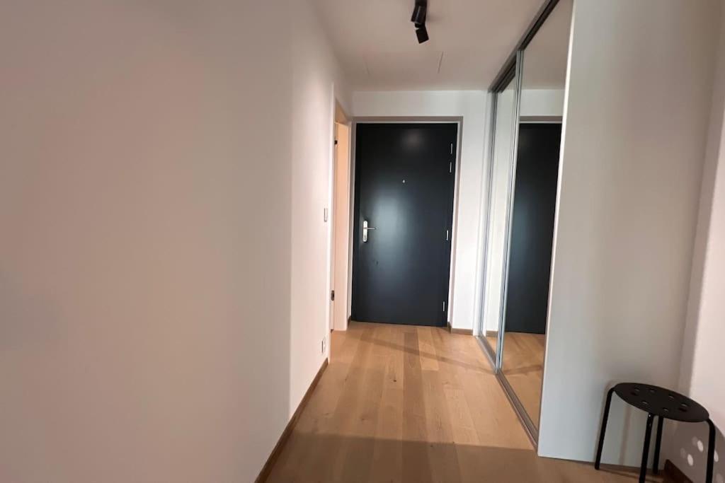 The First Skyscraper In Slovakia Apartment Bratislava Exterior foto