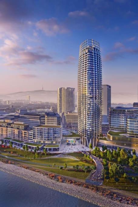 The First Skyscraper In Slovakia Apartment Bratislava Exterior foto